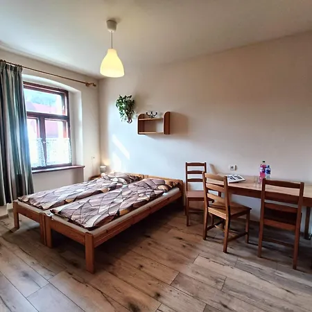 Apartamenty I Pokoje Goscinne 