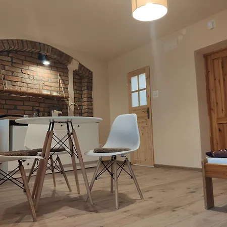 Apartamenty I Pokoje Goscinne 