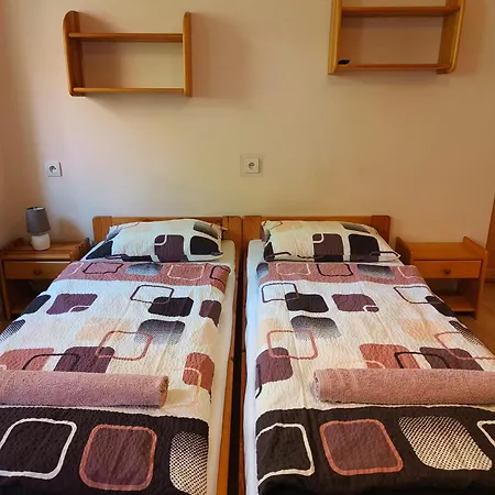 Apartamenty I Pokoje Goscinne 